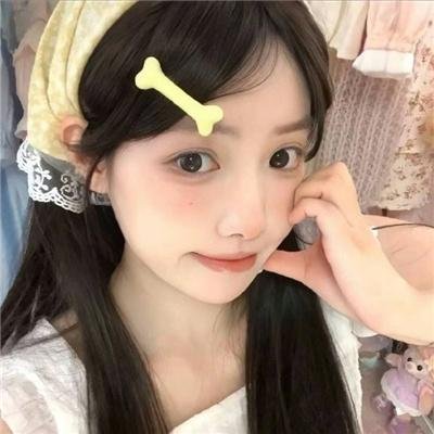 歌女红牡丹